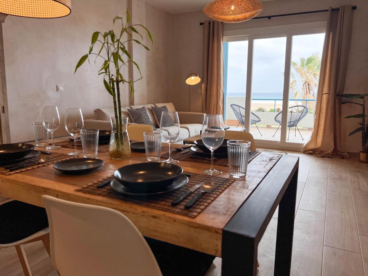 Cozy House - Beachfront, Stylish Deco Tarifa
