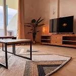 Tarifa Cozy House - Beachfront, Stylish Deco