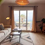 Tarifa Cozy House - Beachfront, Stylish Deco