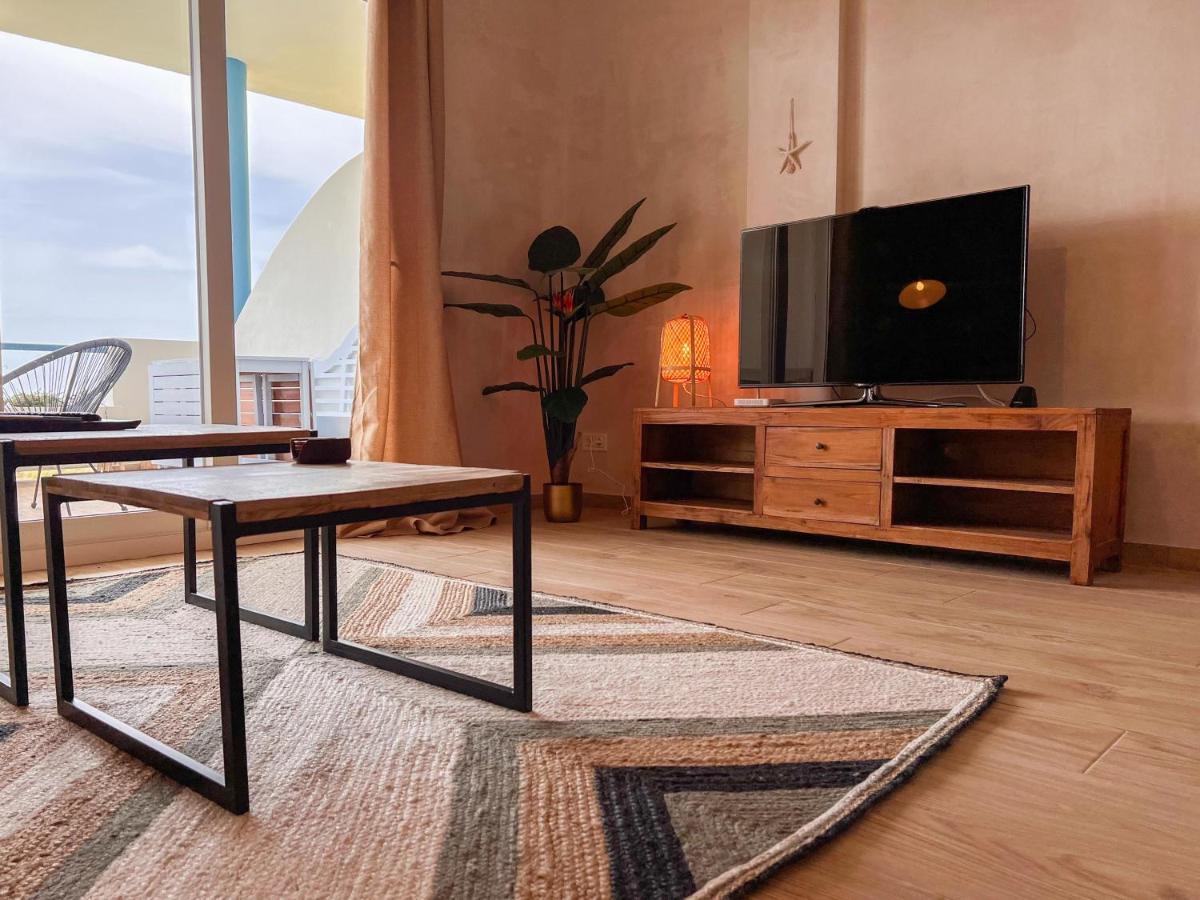 Apartment Cozy House - Beachfront, Stylish Deco *
