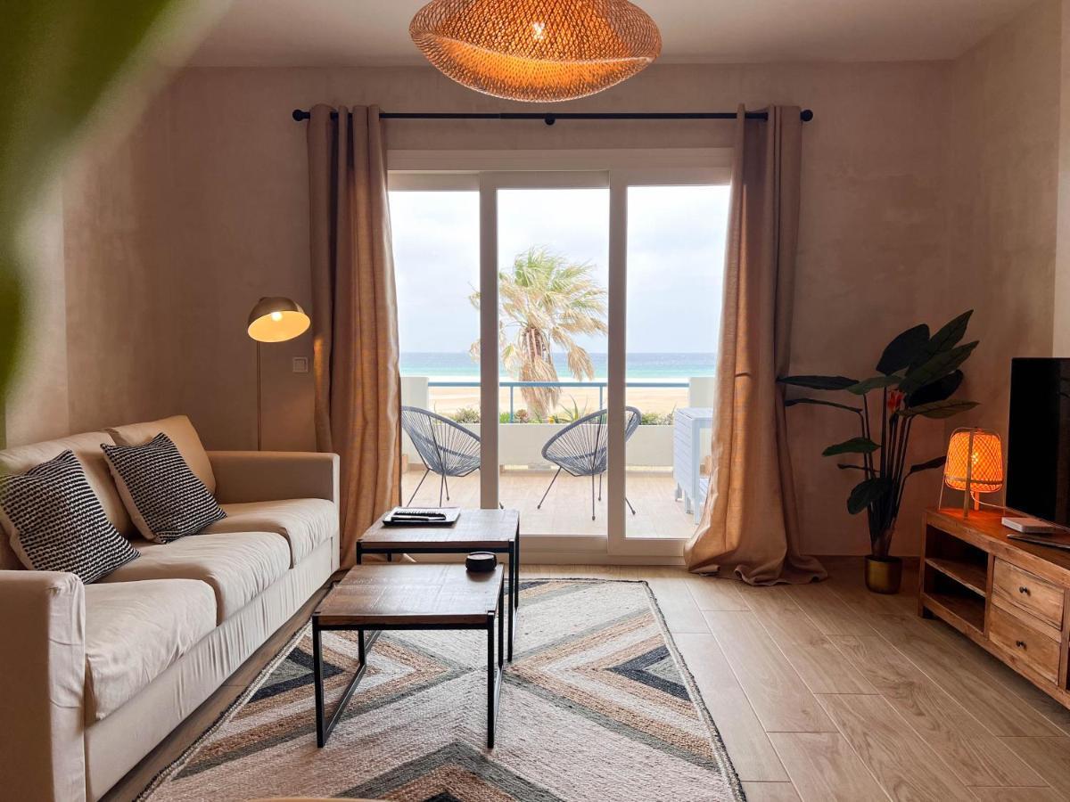 Apartment Cozy House - Beachfront, Stylish Deco